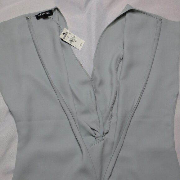 NWT EXPRESS womens BLOUSE gray LIGHTWEIGHT zipper TOP career SIZE M - Picture 9 of 9
